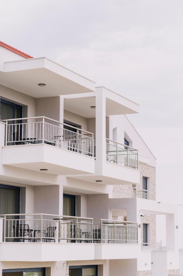 Blue Stone Luxury Suites Limenaria  Exteriör bild